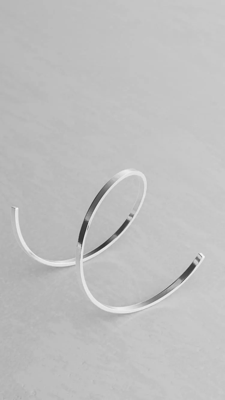 Coil bracelet in silver