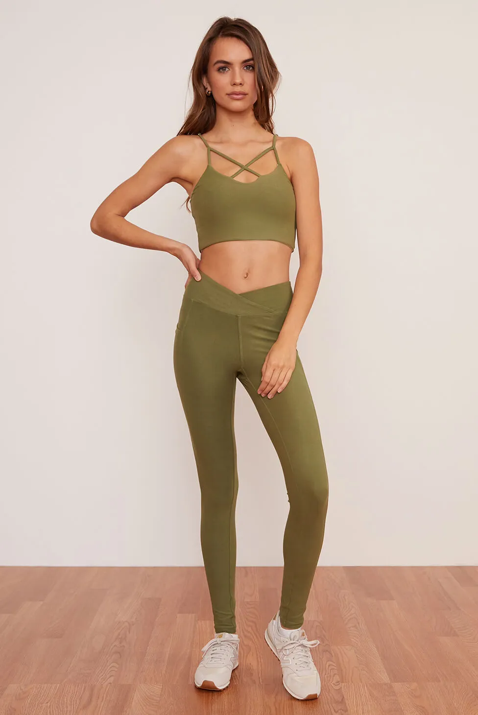 Eucalyptus Crossover Pocket Legging