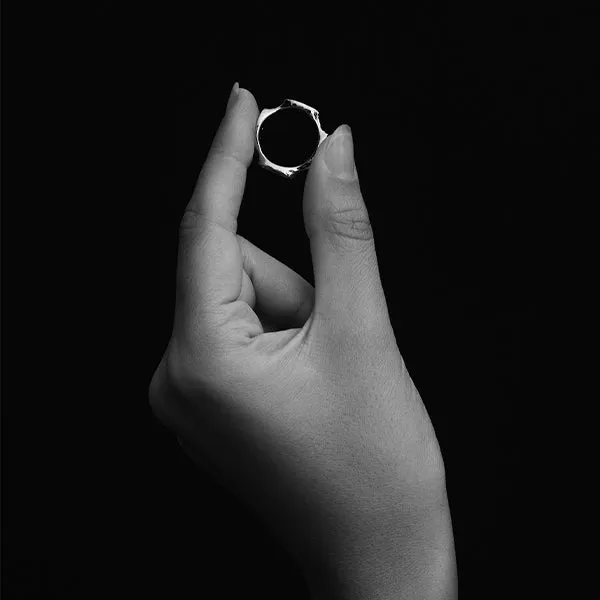 Mira Seal Ring - Silver