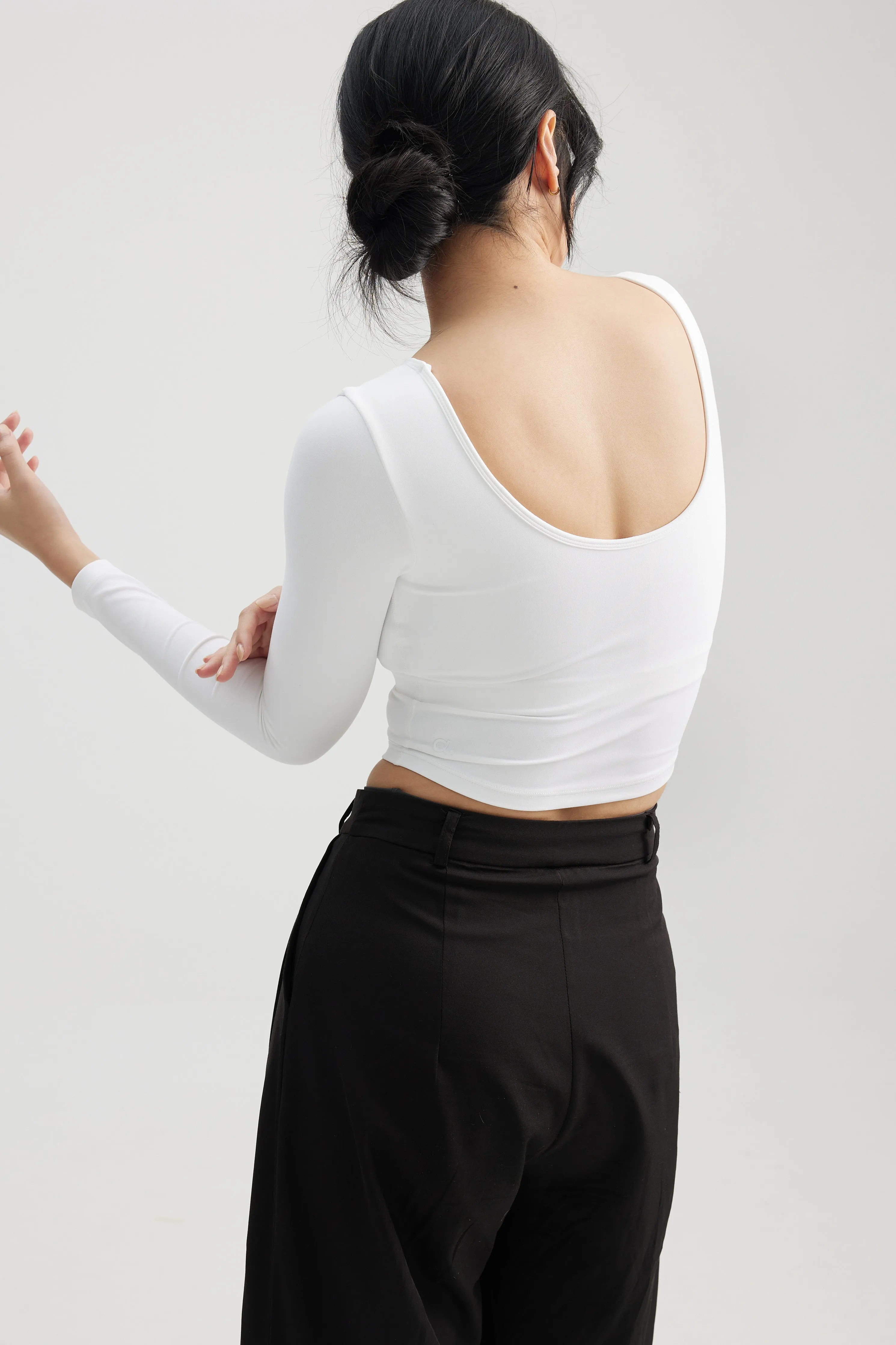 Reversible Long Sleeve Crop in Yoghurt