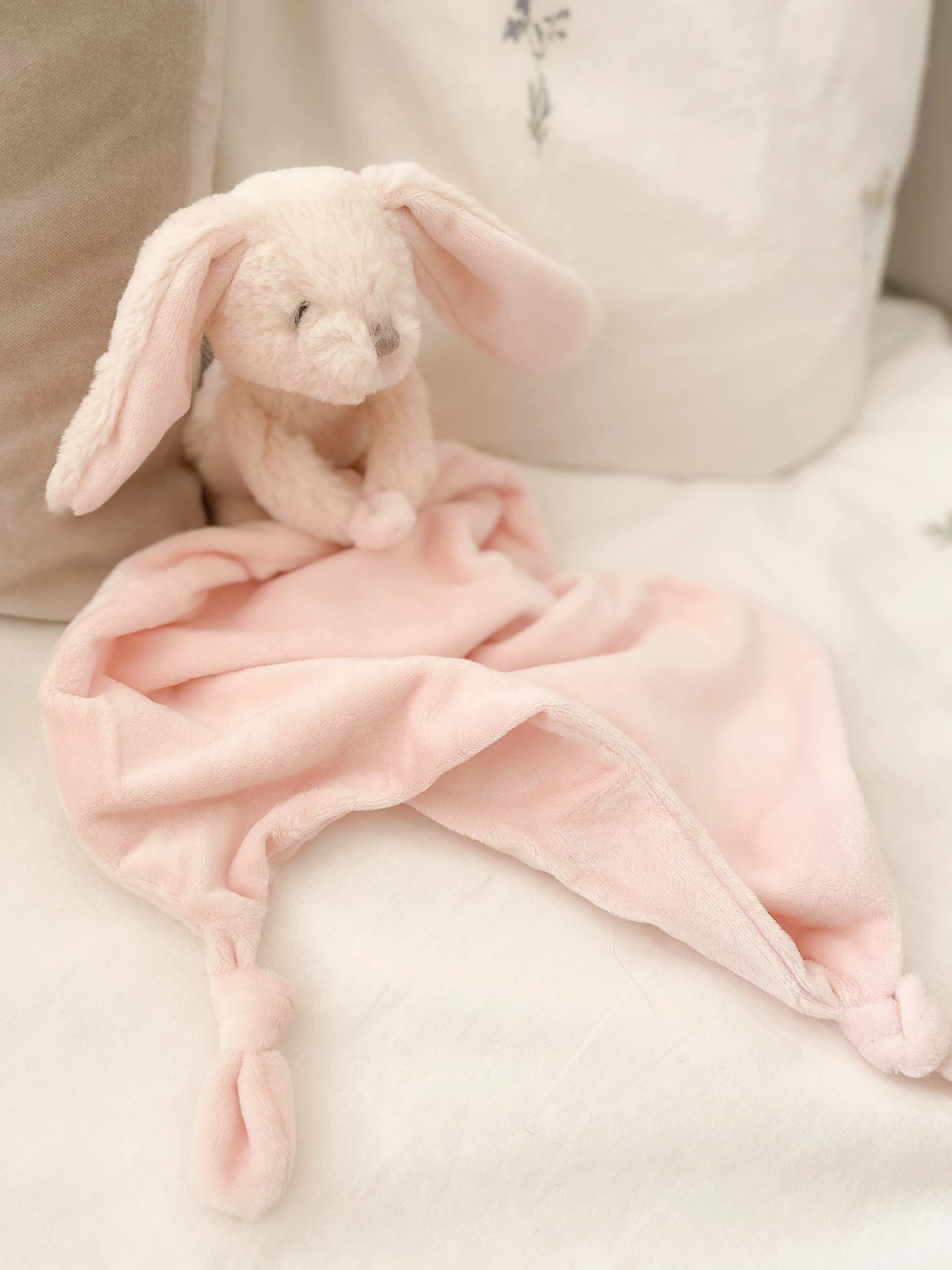 Rosie Bunny Knotted Security Blankie