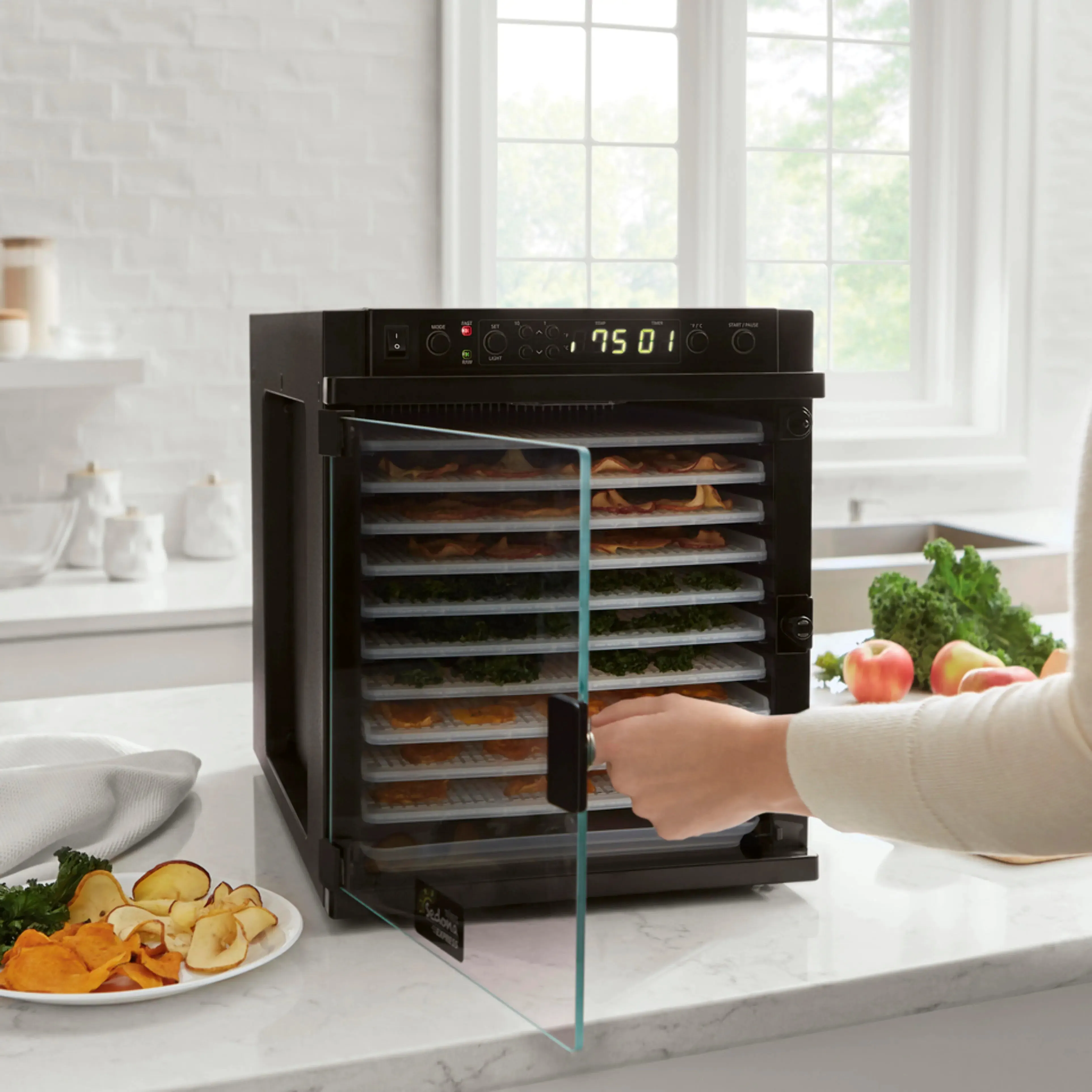 Sedona Express Food Dehydrator with BPA-Free Plastic Trays