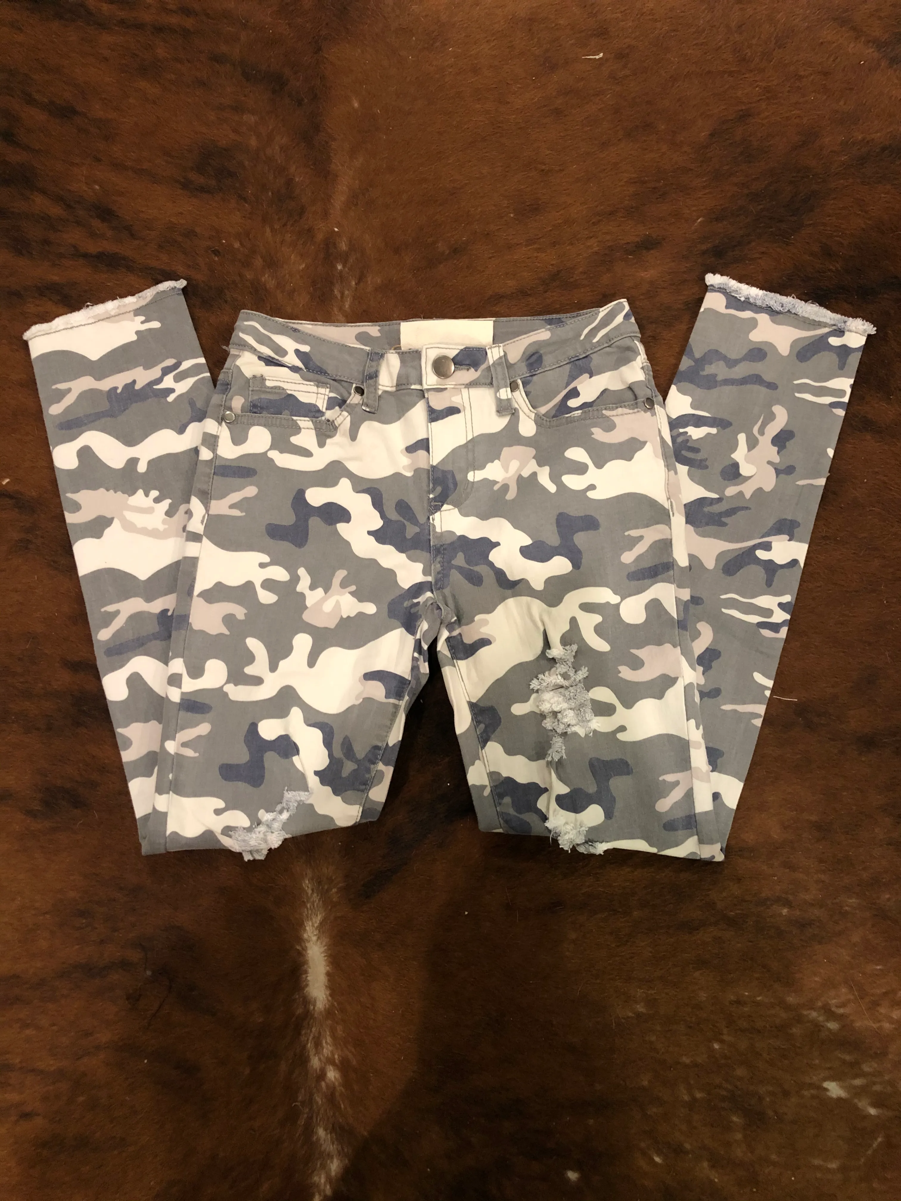 The Kelly Camouflage Distress Jeans Similar to KanCan fit