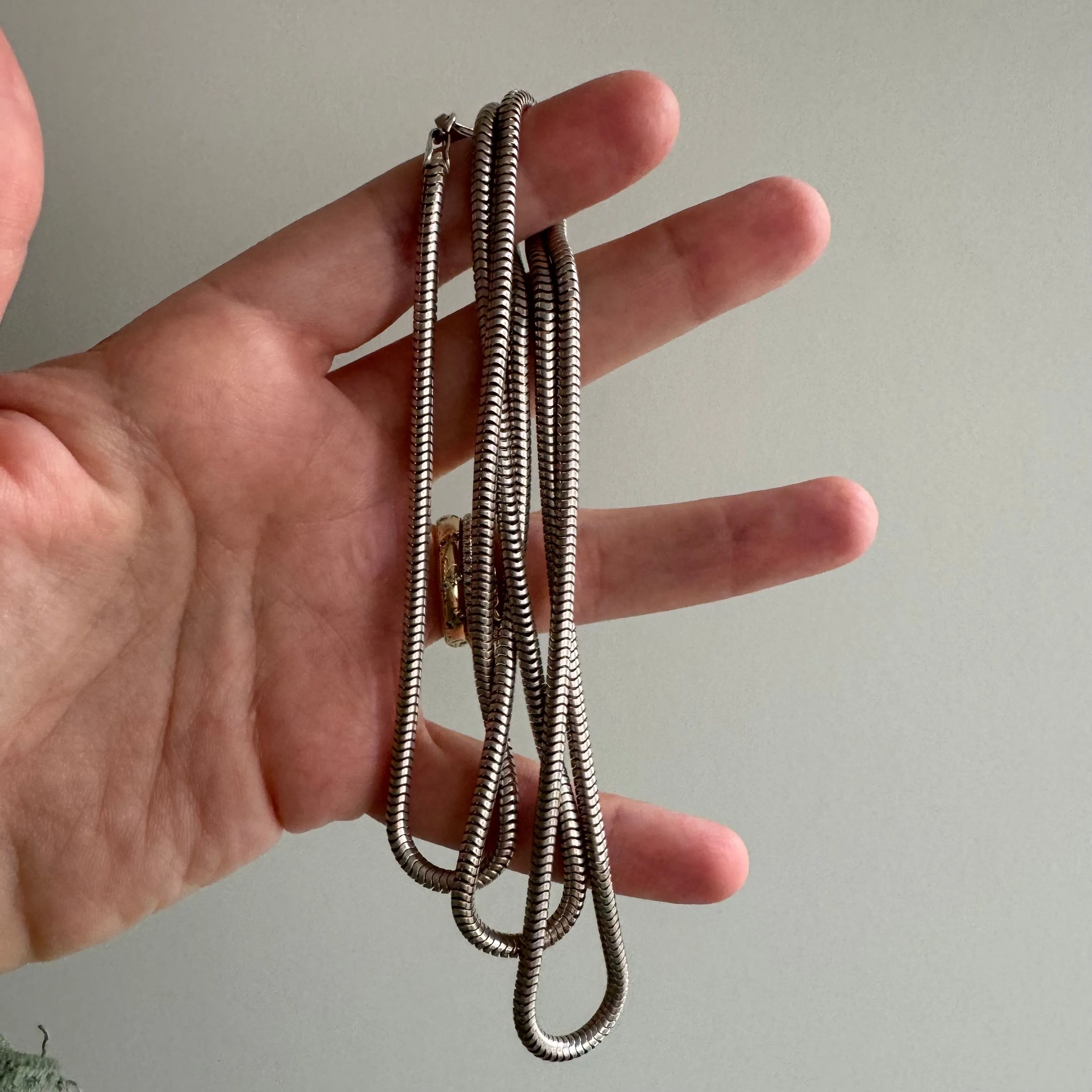 V I N T A G E // longest snake / sterling silver slinky round snake chain / 30, 25g